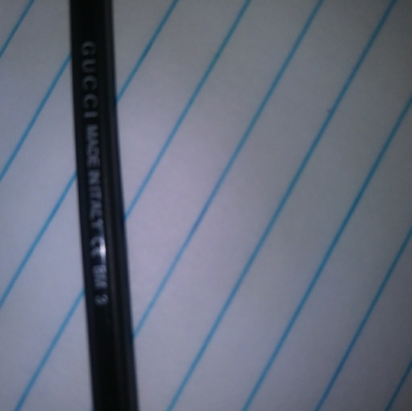 Gucci shades - Picture 5 of 7